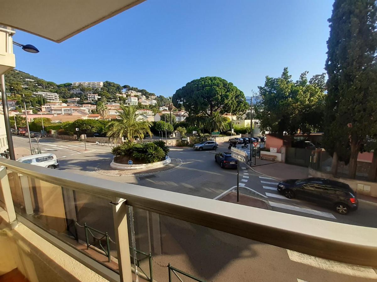 Joli Appartement Entre Menton Et Monaco ロクブリュヌ＝カップ＝マルタン エクステリア 写真