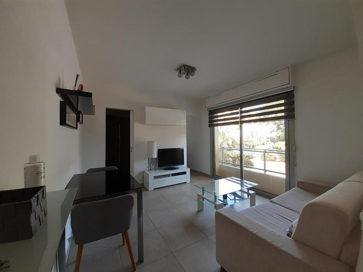 Joli Appartement Entre Menton Et Monaco ロクブリュヌ＝カップ＝マルタン エクステリア 写真